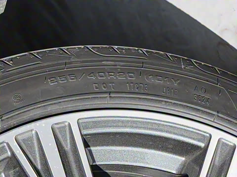 2025款 45 TFSI quattro 臻选动感型 2025款 45 TFSI quattro 臻选动感型