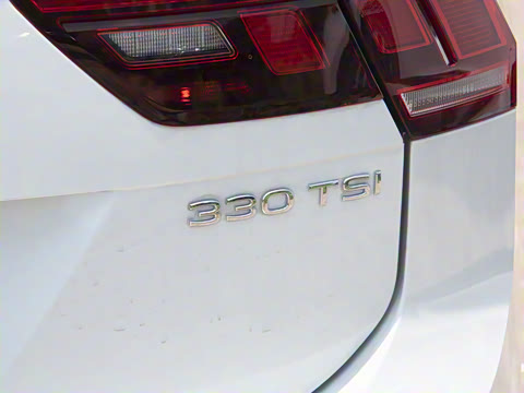 2024款 出众款 330TSI 自动两驱R-Line龙耀版 2024款 出众款 330TSI 自动两驱R-Line龙耀版
