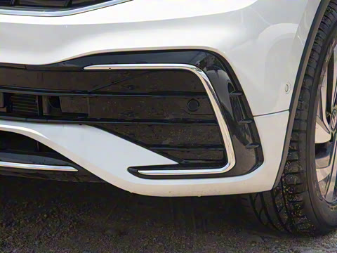 2024款 出众款 330TSI 自动两驱R-Line龙耀版 2024款 出众款 330TSI 自动两驱R-Line龙耀版