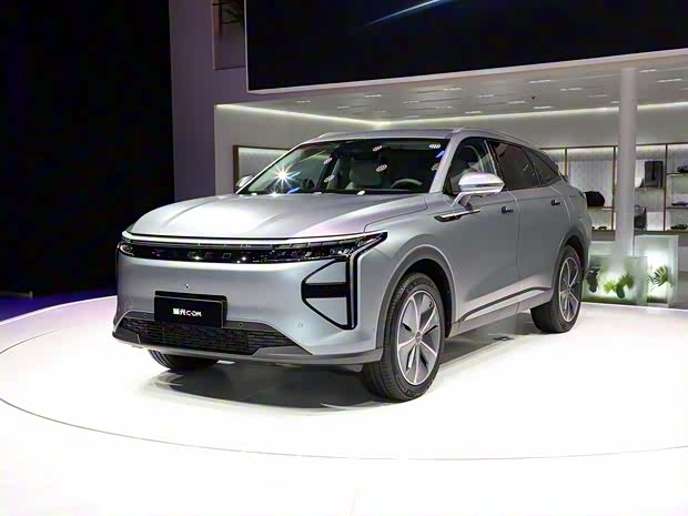 星途 瑶光C-DM 2025款 1.5T 四驱超长续航Pro 星途 瑶光C-DM 2025款 1.5T 四驱超长续航Pro