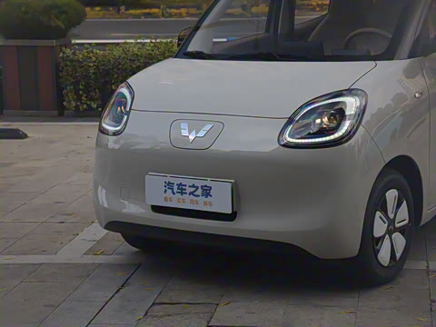 2025款 四门版 臻享+款 2025款 四门版 臻享+款