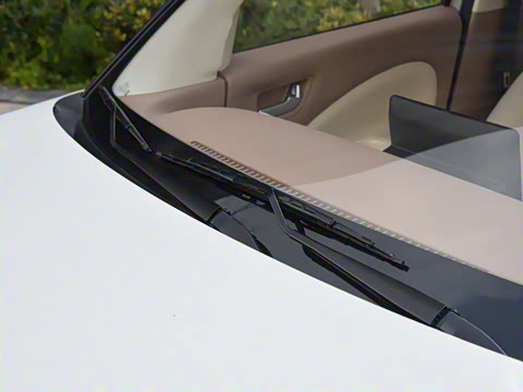 2025款 四门版 臻享+款 2025款 四门版 臻享+款