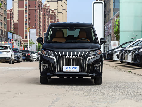 2026款 改款 1.6L 手动标轴豪华型 7座 2026款 改款 1.6L 手动标轴豪华型 7座