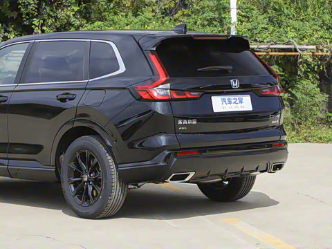 2026款 全球30年荣耀款 2.0L e:HEV 四驱智逸版 2026款 全球30年荣耀款 2.0L e:HEV 四驱智逸版