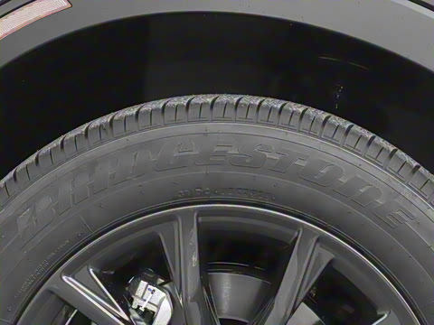 2026款 全球30年荣耀款 240TURBO 两驱锋尚5座版 2026款 全球30年荣耀款 240TURBO 两驱锋尚5座版