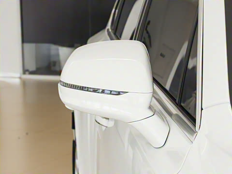 2024款 4.0T V8 雅度版 2024款 4.0T V8 雅度版