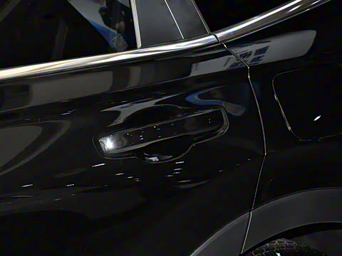 2026款 全球30年荣耀款 240TURBO 两驱锋尚7座版 2026款 全球30年荣耀款 240TURBO 两驱锋尚7座版