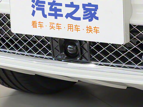 2024款 4.0T V8 雅度版 2024款 4.0T V8 雅度版