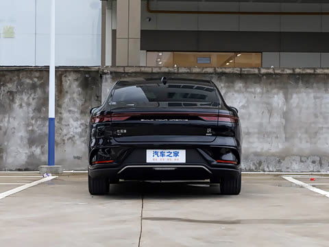 2025款 EV 智驾版 635KM旗舰版 2025款 EV 智驾版 635KM旗舰版