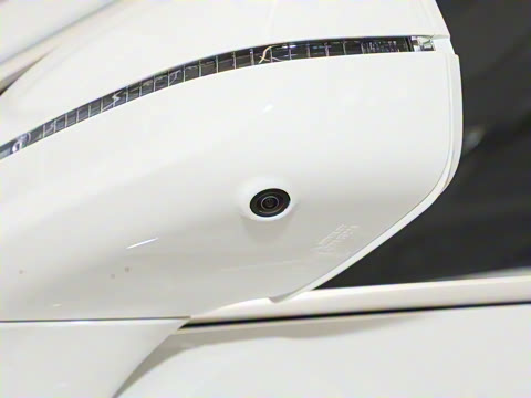 2024款 4.0T V8 雅度版 2024款 4.0T V8 雅度版