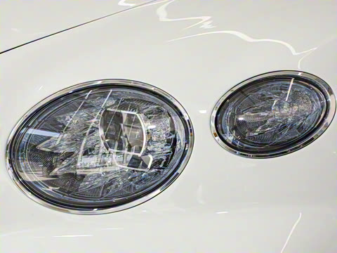 2024款 4.0T V8 雅度版 2024款 4.0T V8 雅度版