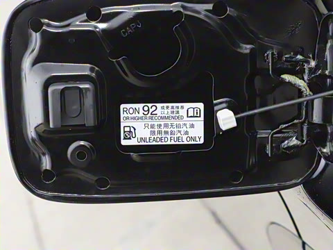 2026款 全球30年荣耀款 240TURBO 两驱锋尚5座版 2026款 全球30年荣耀款 240TURBO 两驱锋尚5座版