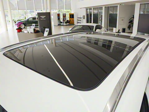 2024款 4.0T V8 雅度版 2024款 4.0T V8 雅度版