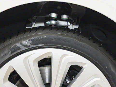 2024款 4.0T V8 雅度版 2024款 4.0T V8 雅度版