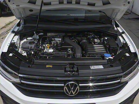 2024款 出众款 300TSI 自动两驱龙行版 2024款 出众款 300TSI 自动两驱龙行版