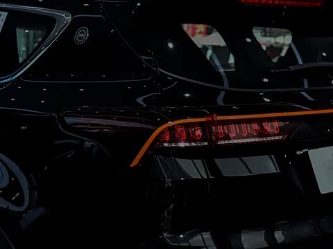 2026款 冠军版 1.5T DCT豪华+ 7座 2026款 冠军版 1.5T DCT豪华+ 7座