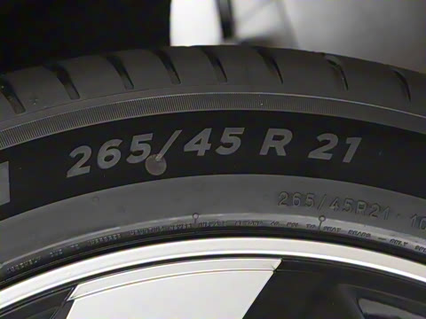 2025款 210Ultra智驾版 5座 2025款 210Ultra智驾版 5座