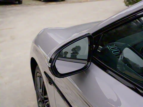 2025款 DM-i 智驾版 245KM激光雷达旗舰型 2025款 DM-i 智驾版 245KM激光雷达旗舰型