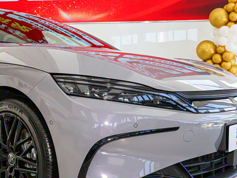 2025款 DM-i 智驾版 245KM尊荣型 2025款 DM-i 智驾版 245KM尊荣型