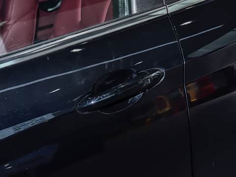 2026款 冠军版 1.5T DCT豪华+ 7座 2026款 冠军版 1.5T DCT豪华+ 7座