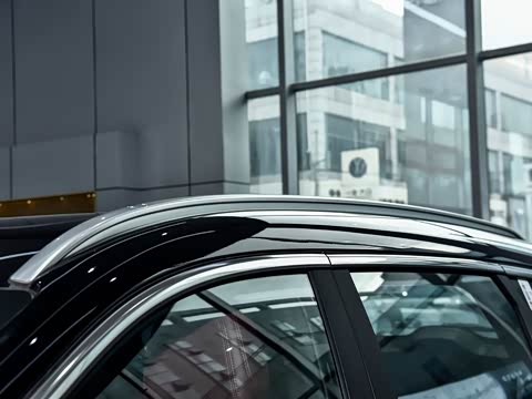 2026款 冠军版 1.5T DCT豪华+ 7座 2026款 冠军版 1.5T DCT豪华+ 7座