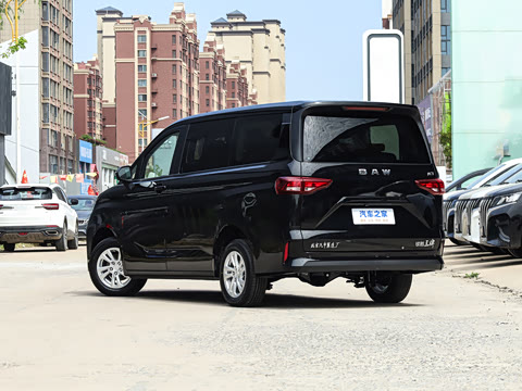 2026款 改款 1.6L 手动标轴豪华型 7座 2026款 改款 1.6L 手动标轴豪华型 7座