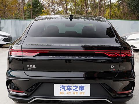 2025款 EV 智驾版 635KM激光雷达旗舰型 2025款 EV 智驾版 635KM激光雷达旗舰型