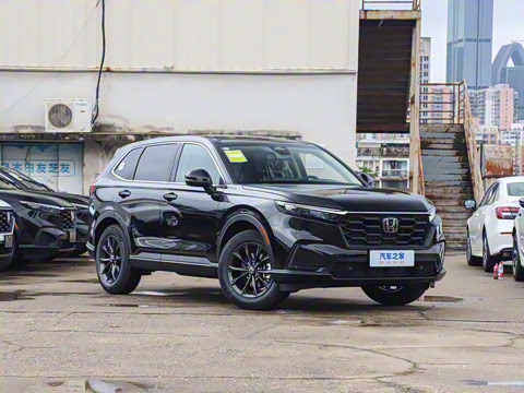 2026款 全球30年荣耀款 240TURBO 两驱智领版 2026款 全球30年荣耀款 240TURBO 两驱智领版