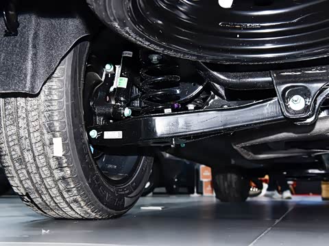 2026款 冠军版 1.5T DCT豪华+ 7座 2026款 冠军版 1.5T DCT豪华+ 7座