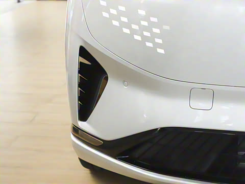 2025款 210Ultra智驾版 5座 2025款 210Ultra智驾版 5座