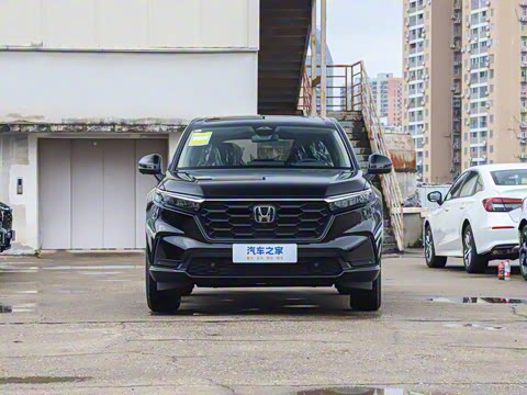 2026款 全球30年荣耀款 240TURBO 两驱智领版 2026款 全球30年荣耀款 240TURBO 两驱智领版