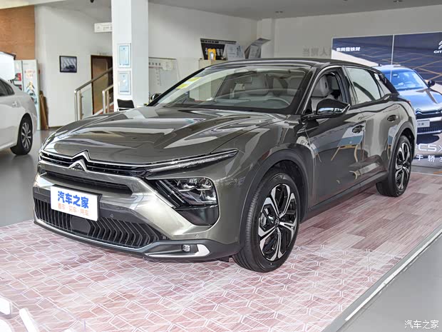 东风雪铁龙 凡尔赛C5 X 2021款 1.6T 越不凡