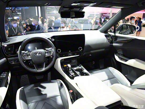 雷克萨斯 雷克萨斯NX 2022款 400h+ 雷克萨斯 雷克萨斯NX 2022款 400h+