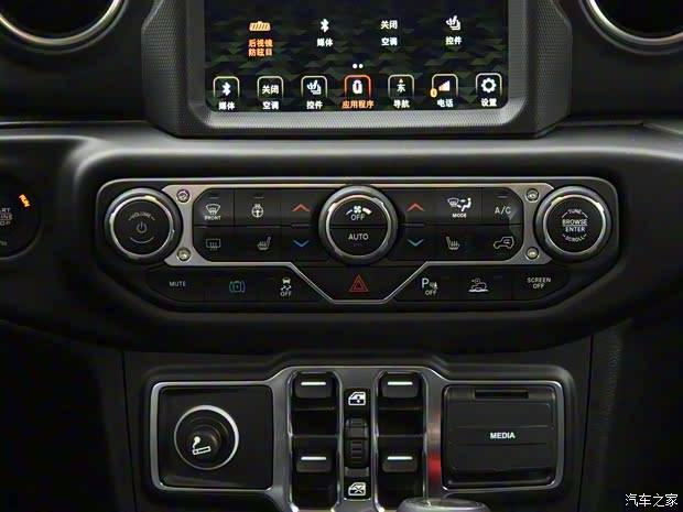 Jeep(进口) 牧马人新能源 2021款 四门 2.0T 4xe 撒哈拉先行版 Jeep(进口) 牧马人新能源 2021款 四门 2.0T 4xe 撒哈拉先行版