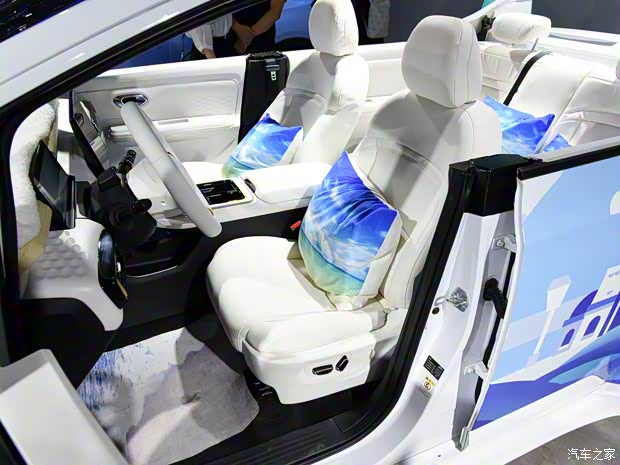 广汽埃安 AION Y 2021款 爱琴海敞篷版