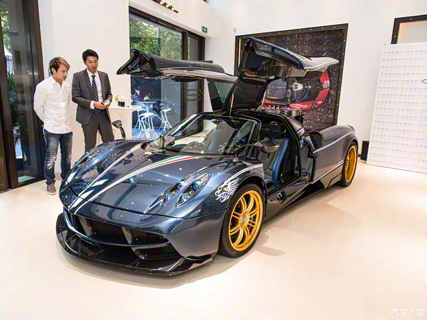 帕加尼 Huayra 2016款 Dinastia 特別版