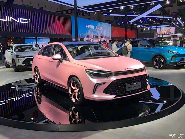 北京汽車(chē) 北京U5 PLUS 2021款 櫻花騎士定制版