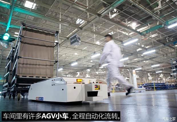 上汽斯柯达 明锐 2018款 旅行车 1.6L 自动豪华版 上汽斯柯达 明锐 2018款 旅行车 1.6L 自动豪华版