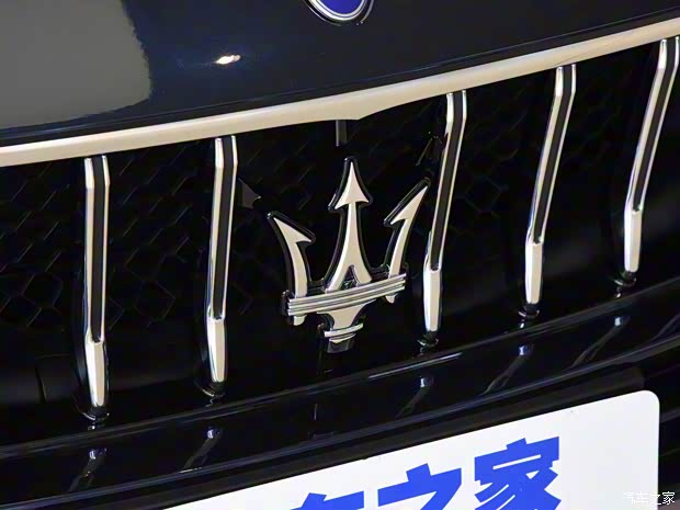 玛莎拉蒂 总裁 2021款 3.0T 豪华版 玛莎拉蒂 总裁 2021款 3.0T 豪华版