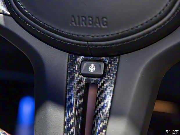 寶馬M 寶馬M4 2021款 M4敞篷轎跑車 M xDrive 雷霆版