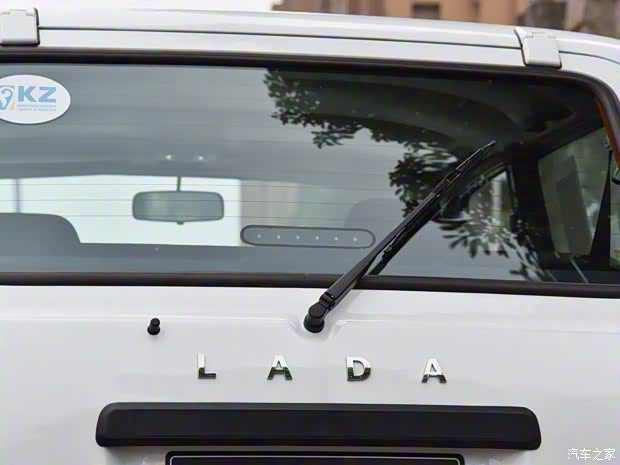 拉达汽车 泥瓦 2017款 基本型