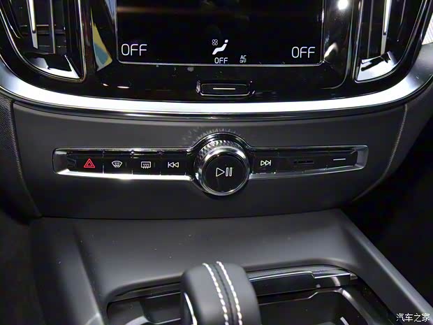 沃爾沃亞太 沃爾沃S60 2022款 B4 智遠(yuǎn)運(yùn)動(dòng)版