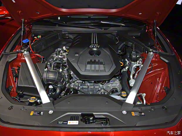 捷尼赛思 捷尼赛思G70 2022款 2.0T 四驱旗舰型 捷尼赛思 捷尼赛思G70 2022款 2.0T 四驱旗舰型