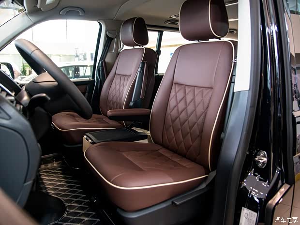 大众(进口) 凯路威 2016款 2.0TSI 四驱舒适版 9座