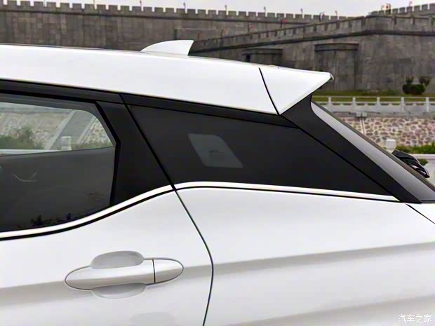 東風(fēng)小康 風(fēng)光500 2022款 1.5T CVT智享型