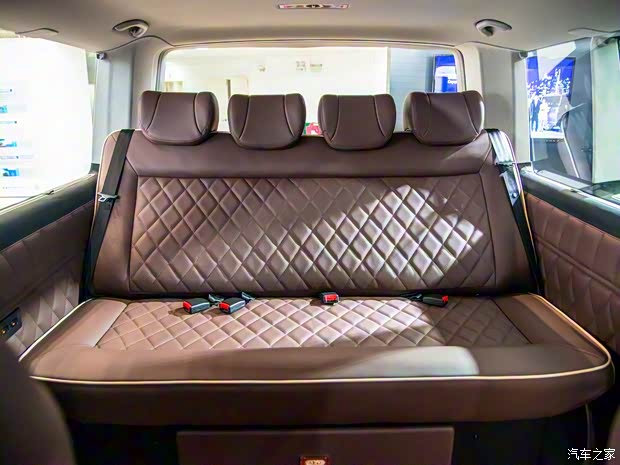 大众(进口) 凯路威 2016款 2.0TSI 四驱舒适版 9座