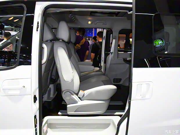 江淮汽车 瑞风L5 2022款 2.0T 基本型