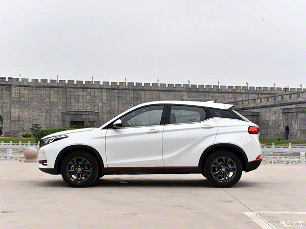 東風(fēng)小康 風(fēng)光500 2022款 1.5T CVT智享型