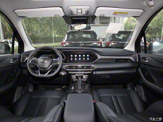 广汽乘用车 传祺GS4 2022款 270T 自动智行科技版 广汽乘用车 传祺GS4 2022款 270T 自动智行科技版