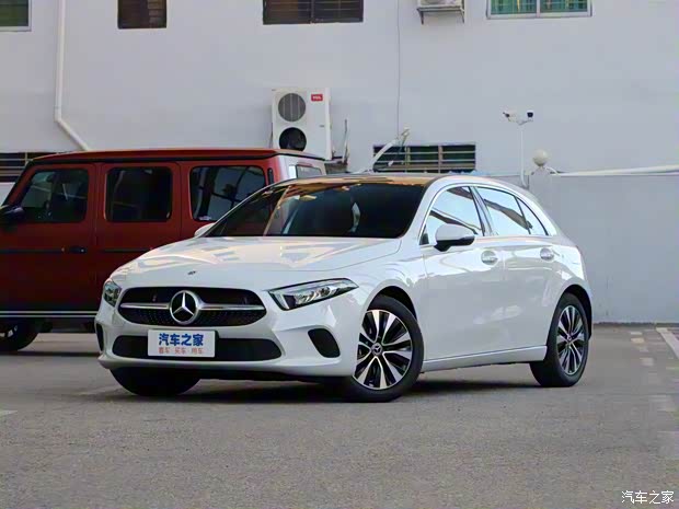 奔驰(进口) 奔驰A级(进口) 2021款 A 200 动感型 奔驰(进口) 奔驰A级(进口) 2021款 A 200 动感型